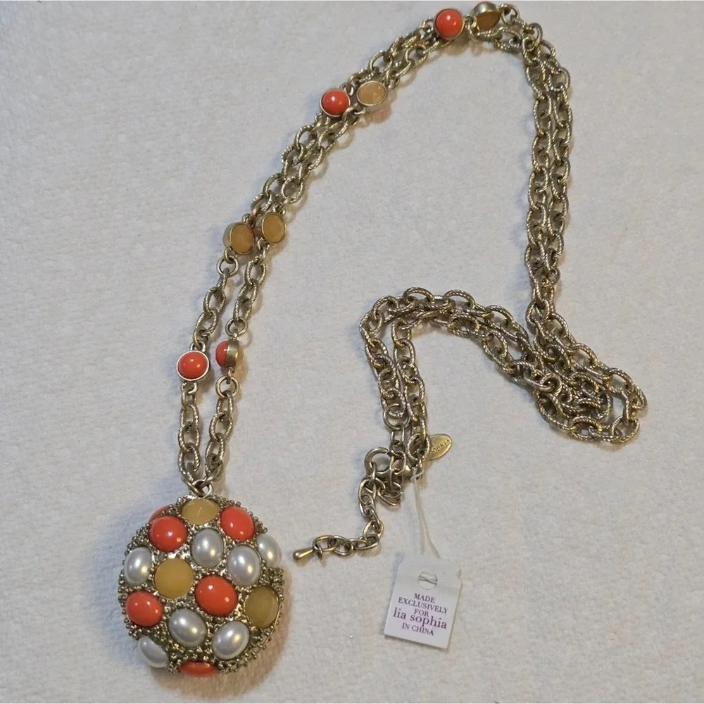Lia Sophia Coral White‎ Amber Cabochon Domed Pendant Long Gold Tone Necklace NEW